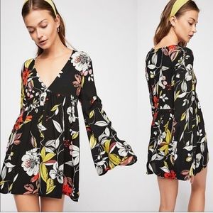 NWT FREE PEOPLE BELLA BABYDOLL V-NECK LONG SLEEVE TUNIC BLACK XS Boho‎ Festival